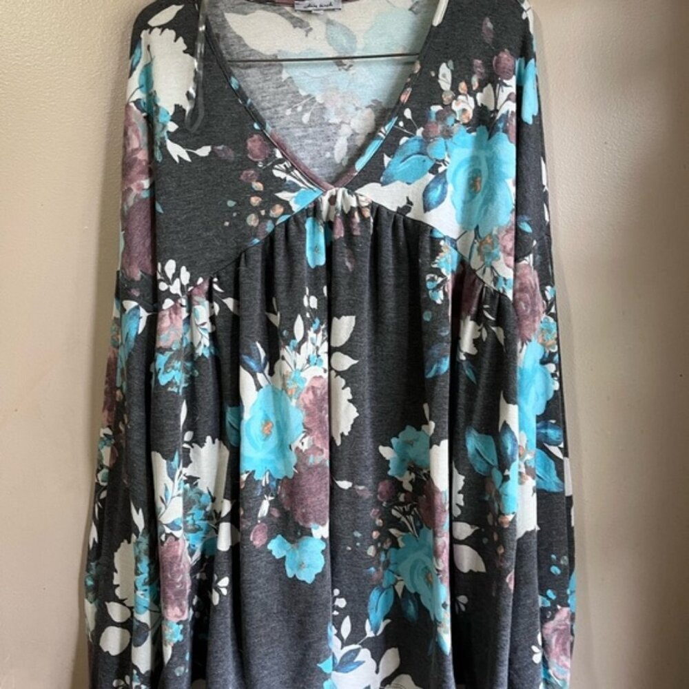 Floral V-Neck Top White Birch 2X
